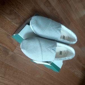 Toms Espadrille size 8